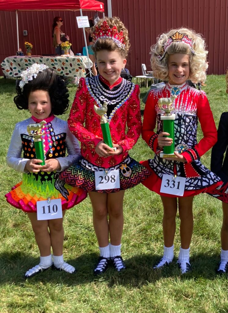 OGQ dancers at a competition